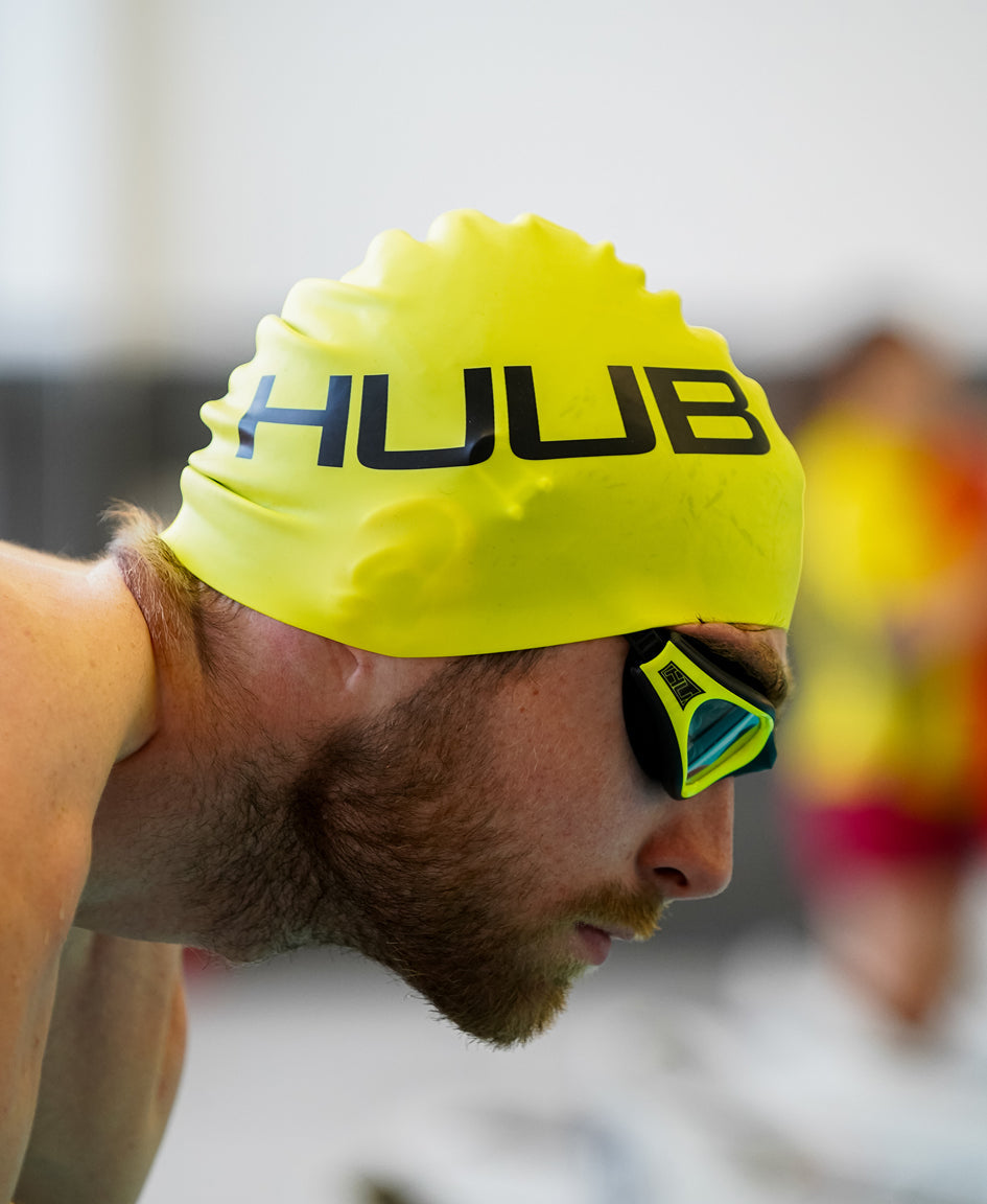 HUUB Aphotic II Swim Goggle - photochromatic auto-darkening swim lens, ratchet strap, spare nose pieces