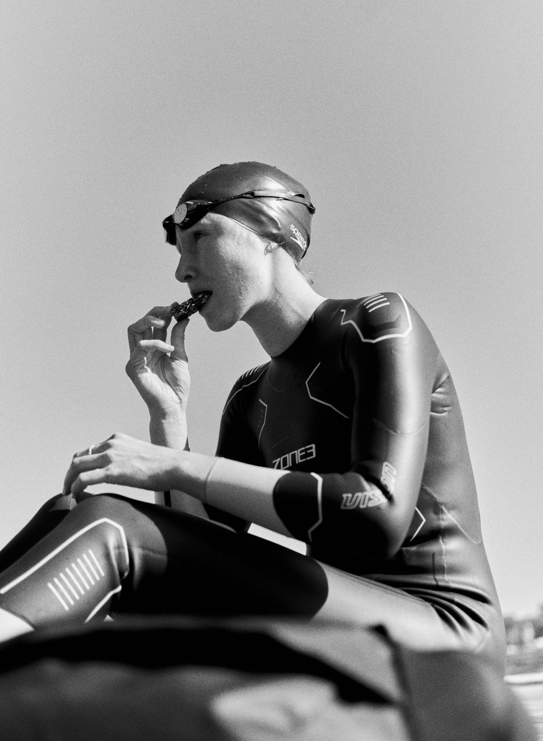 Maurten Solid 160 endurance oat rice bar, box of 12, 40g carbs per chewable bar for athletes