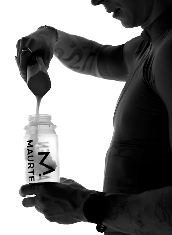 Maurten Drink Mix 160 packet showing the vibrant packaging with the product name and branding, designed for athletic hydration.