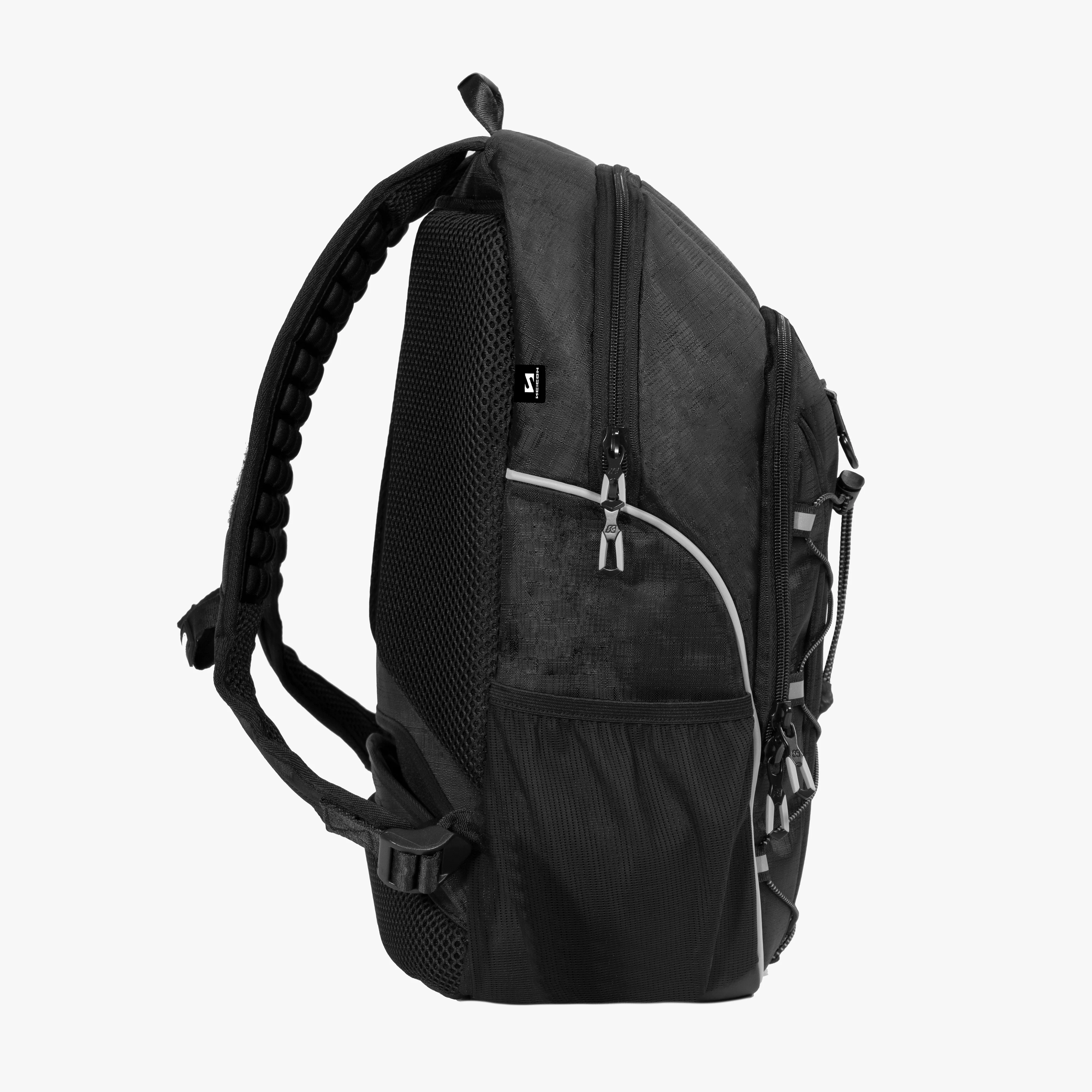 Mochila desportiva compacta 25L